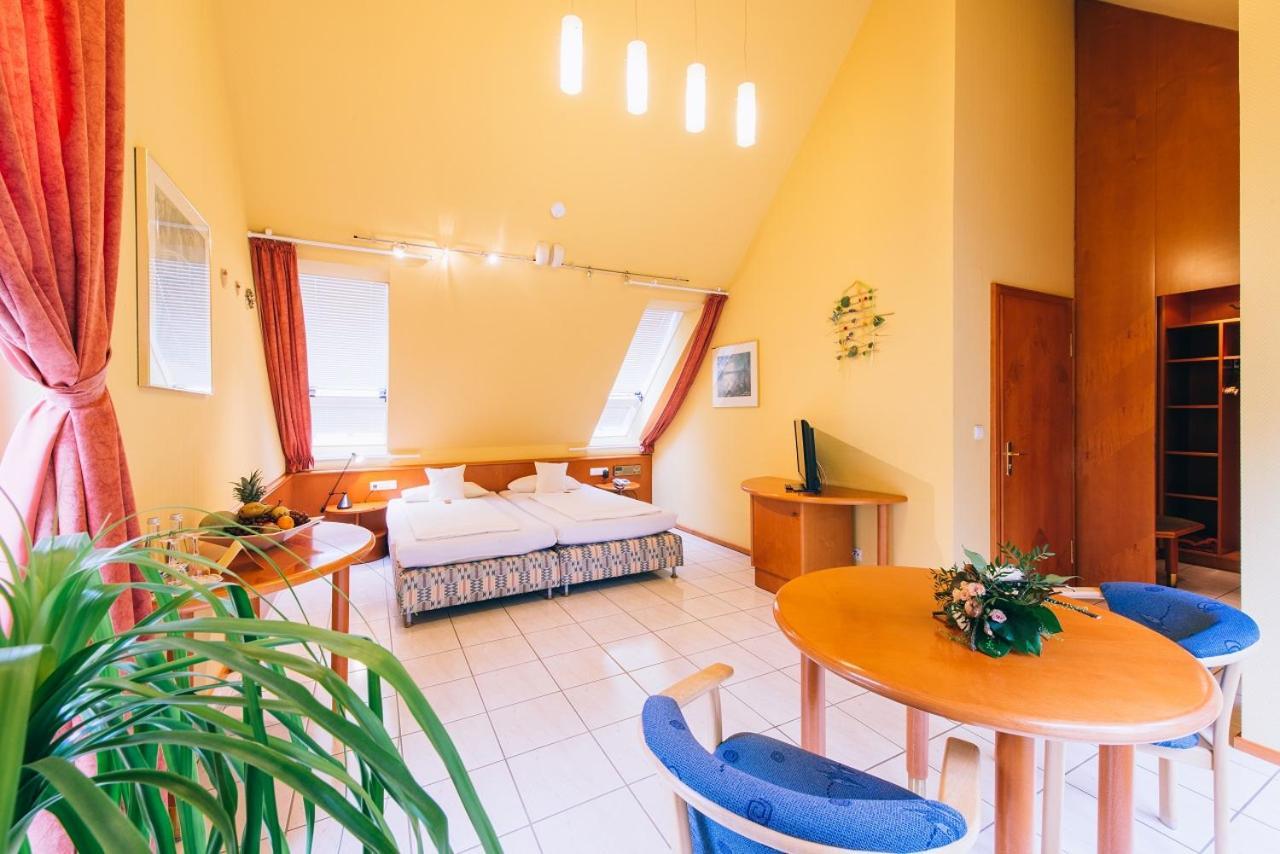 Hotel Dammenmuehle Lahr  Zewnętrze zdjęcie